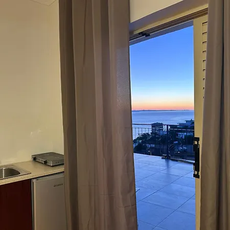 Rrez Malit Apartament Saranda